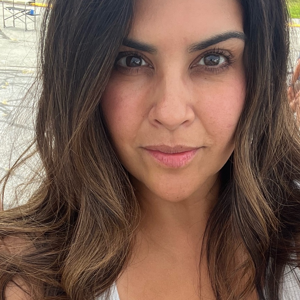 Meet your Posher, Cris